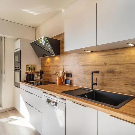 Port De La Gavine I-5 By Interhome Lägenhet Hyères